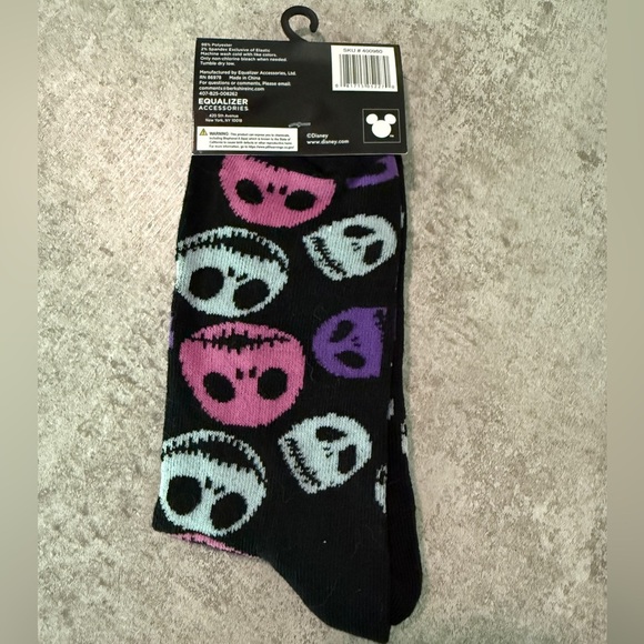 Disney Women's Nightmare Before Christmas Black and Pink Crew Socks, NWT - Picture 2 of 3